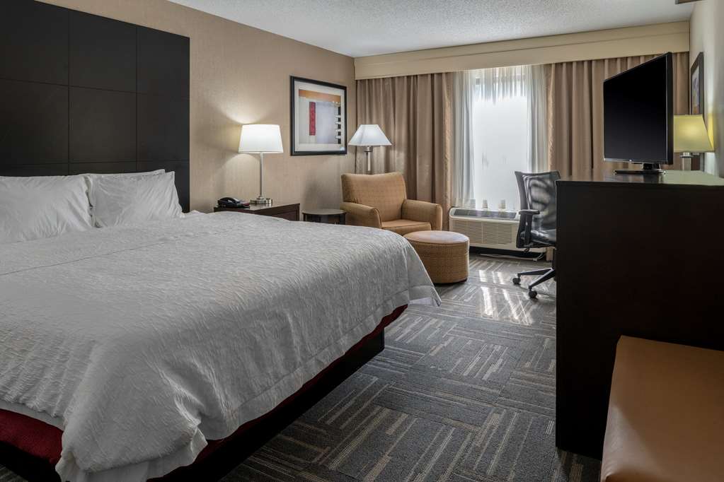 Hampton Inn Columbia Image