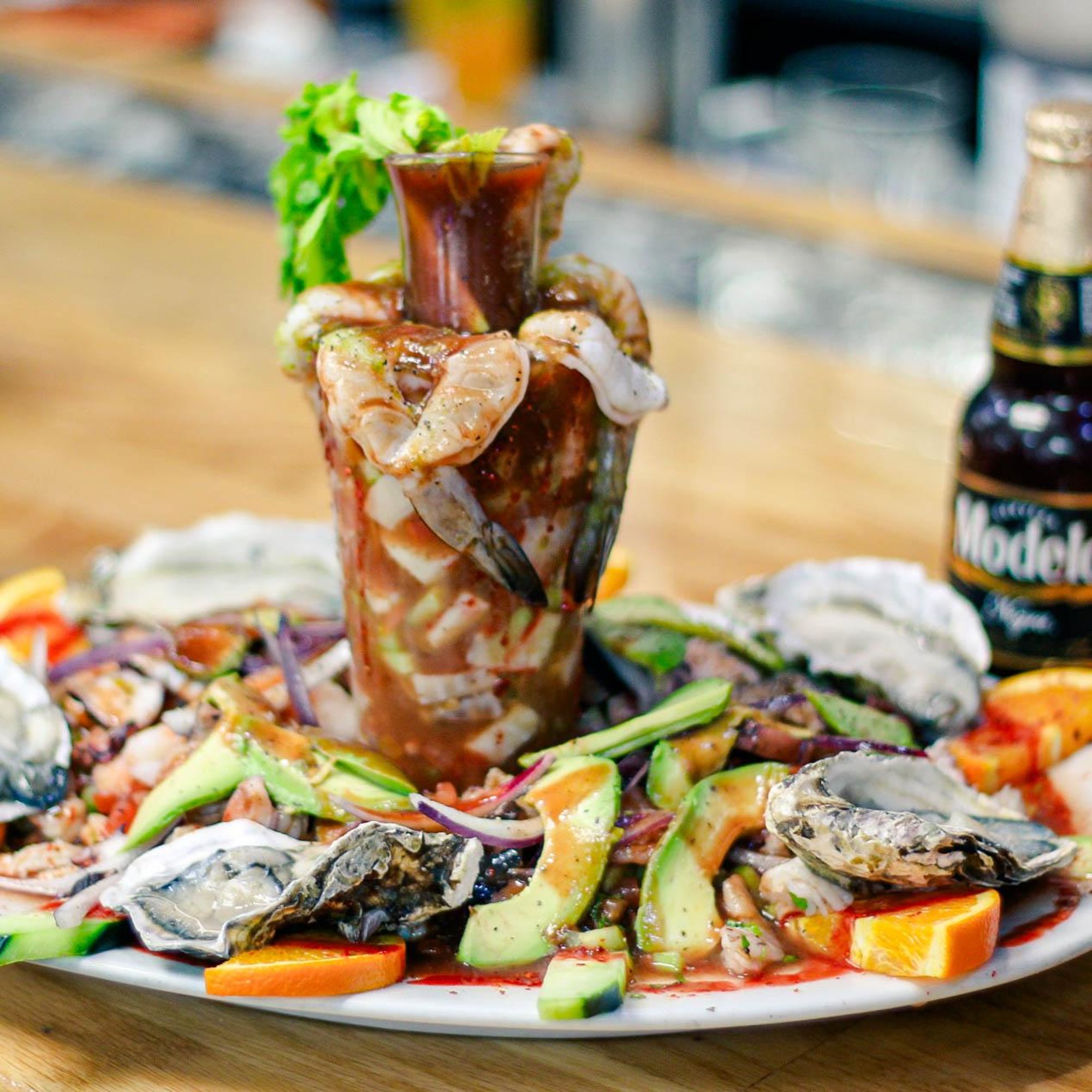 Torre de Mariscos Roatan