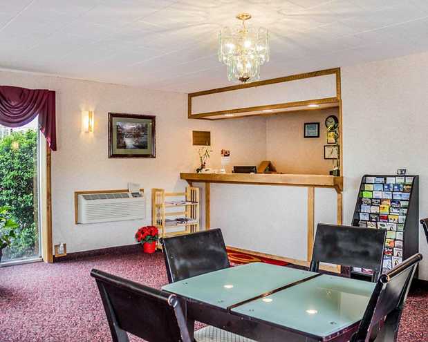 Images Rodeway Inn