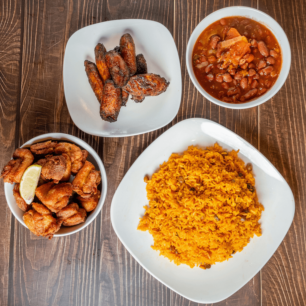 Chicharrón De Pollo Family Combo
