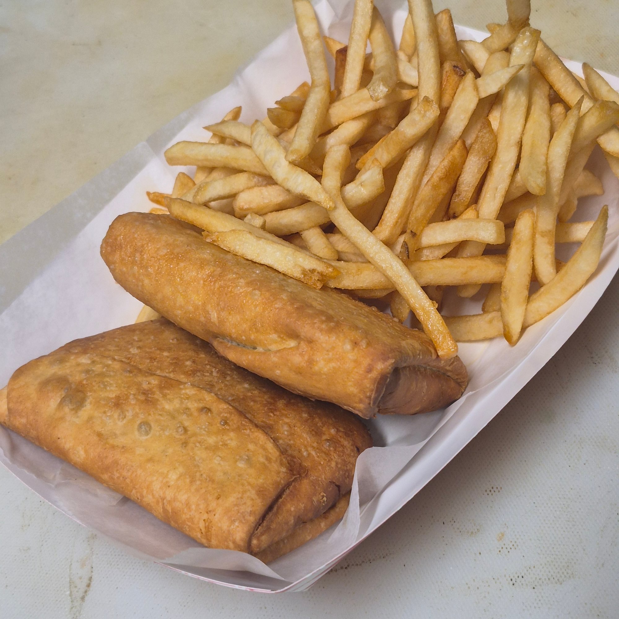 Pizza Puff W/ Fries