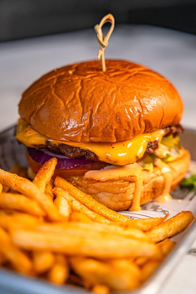 OMG! Cheeseburger