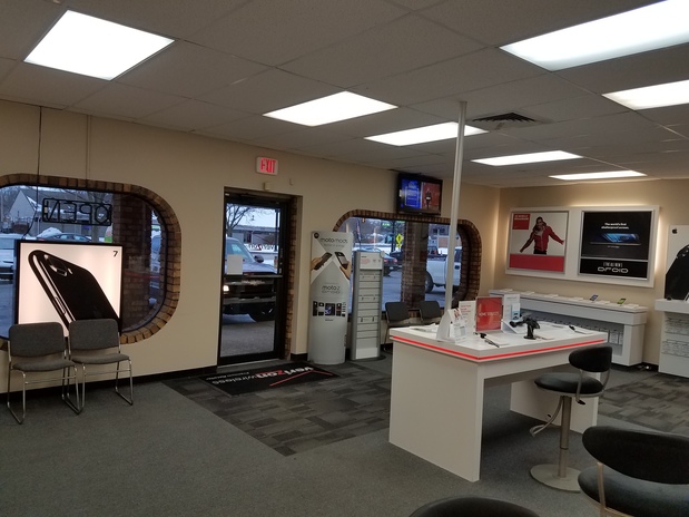 Images Verizon Authorized Retailer – GoWireless