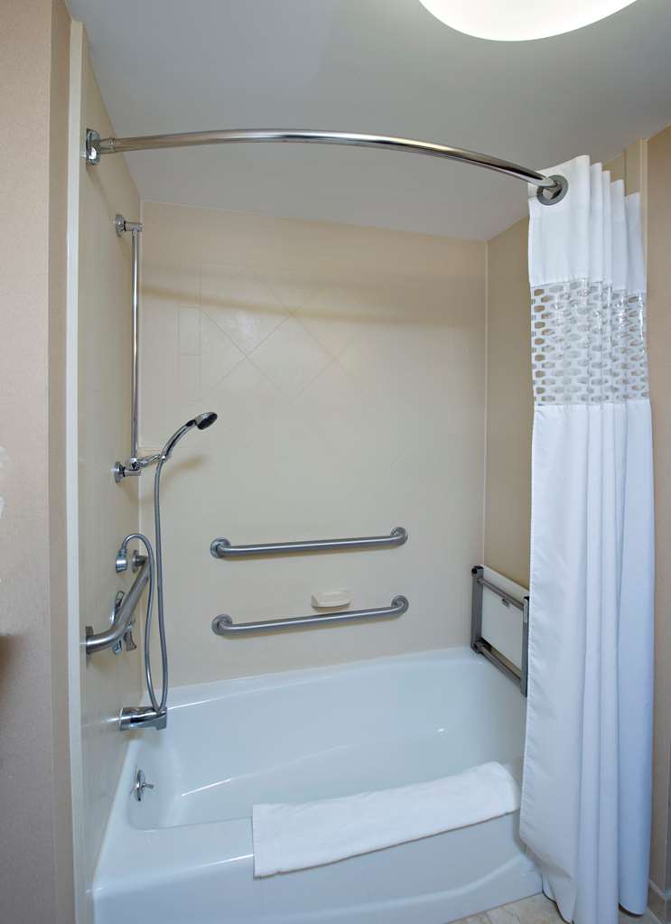 Hampton Inn Bennington Image