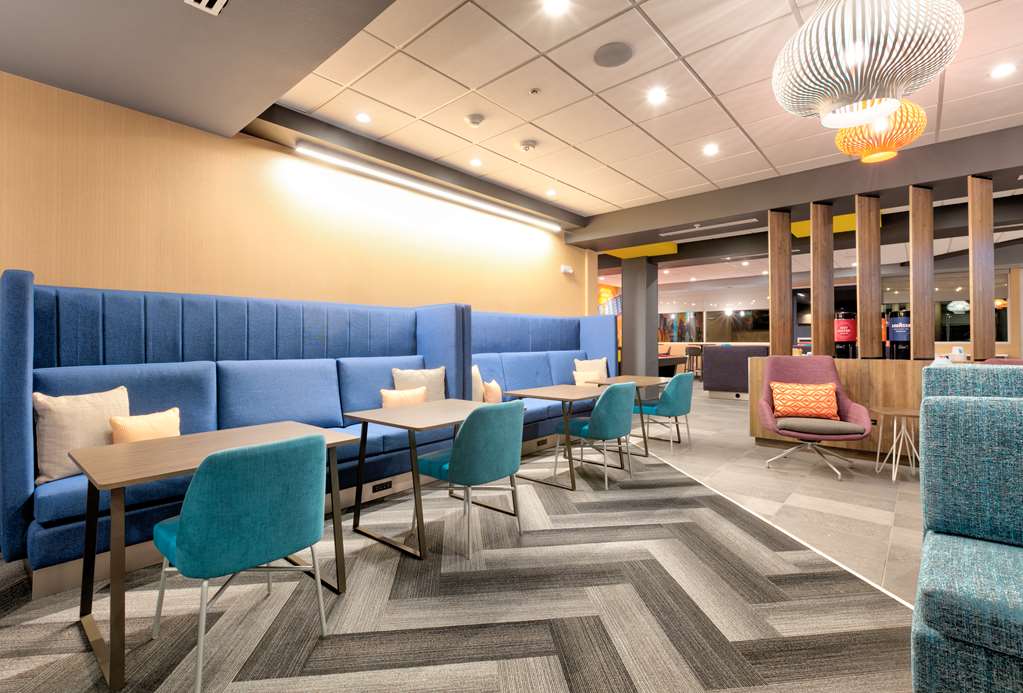 Tru by Hilton Austin NW Arboretum Image