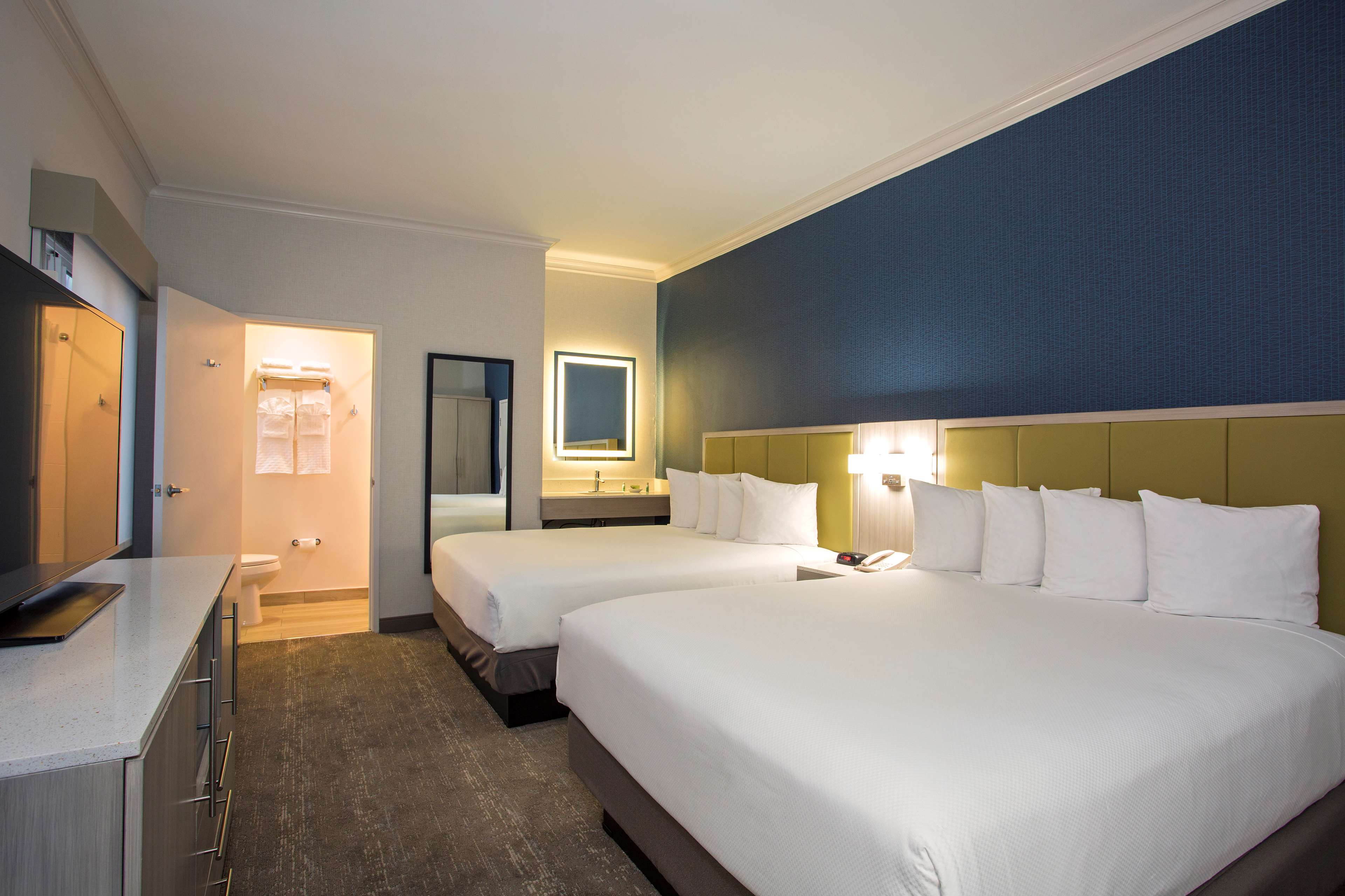 SureStay Hotel by Best Western Santa Monica Photo