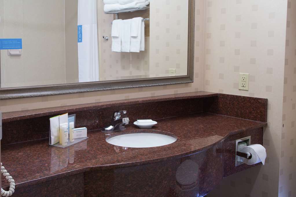 Hampton Inn Oxford-West Image