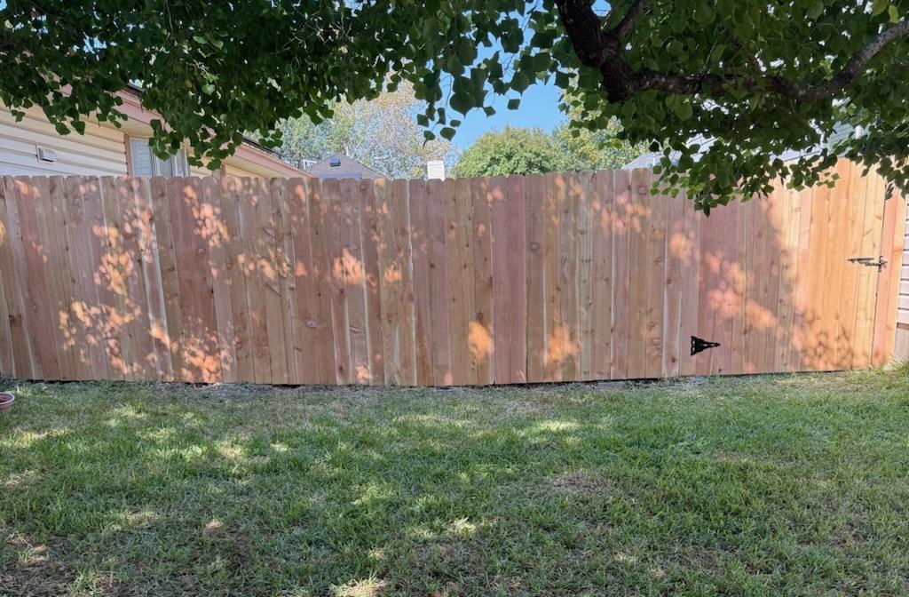 Top Rail Fence San Antonio Image
