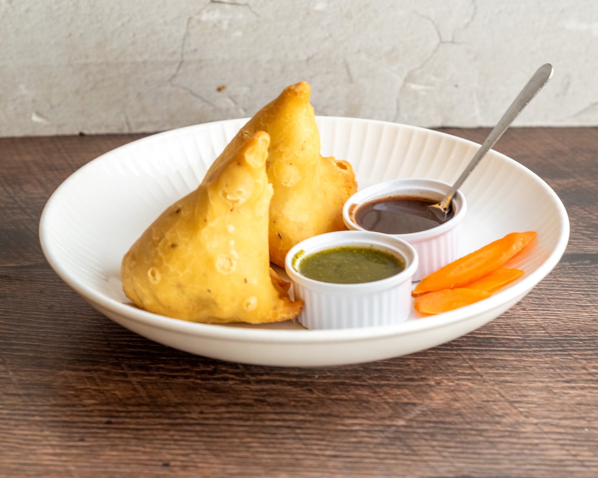 Vegetable Samosa (2 Pieces)