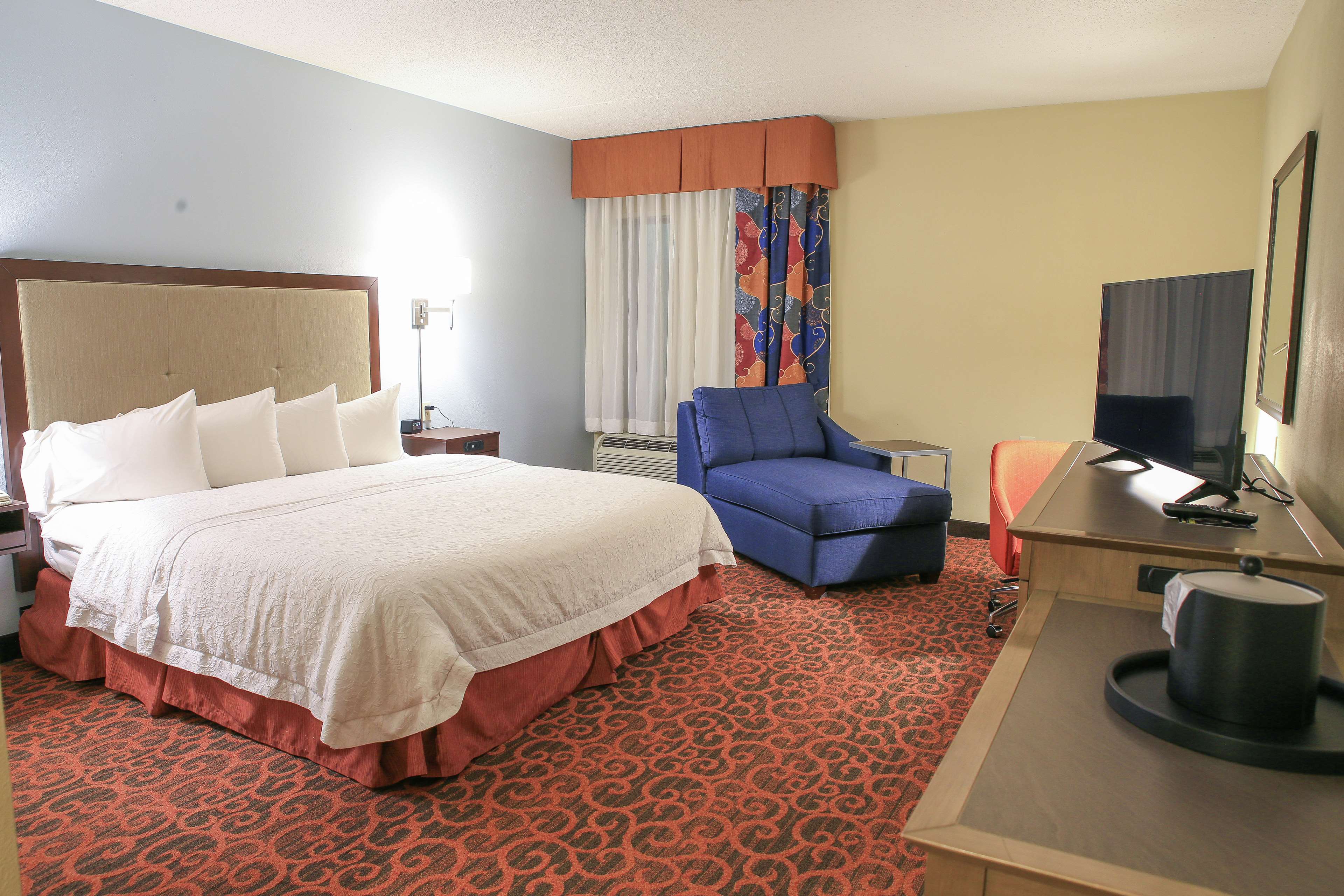 Hampton Inn Bordentown Photo