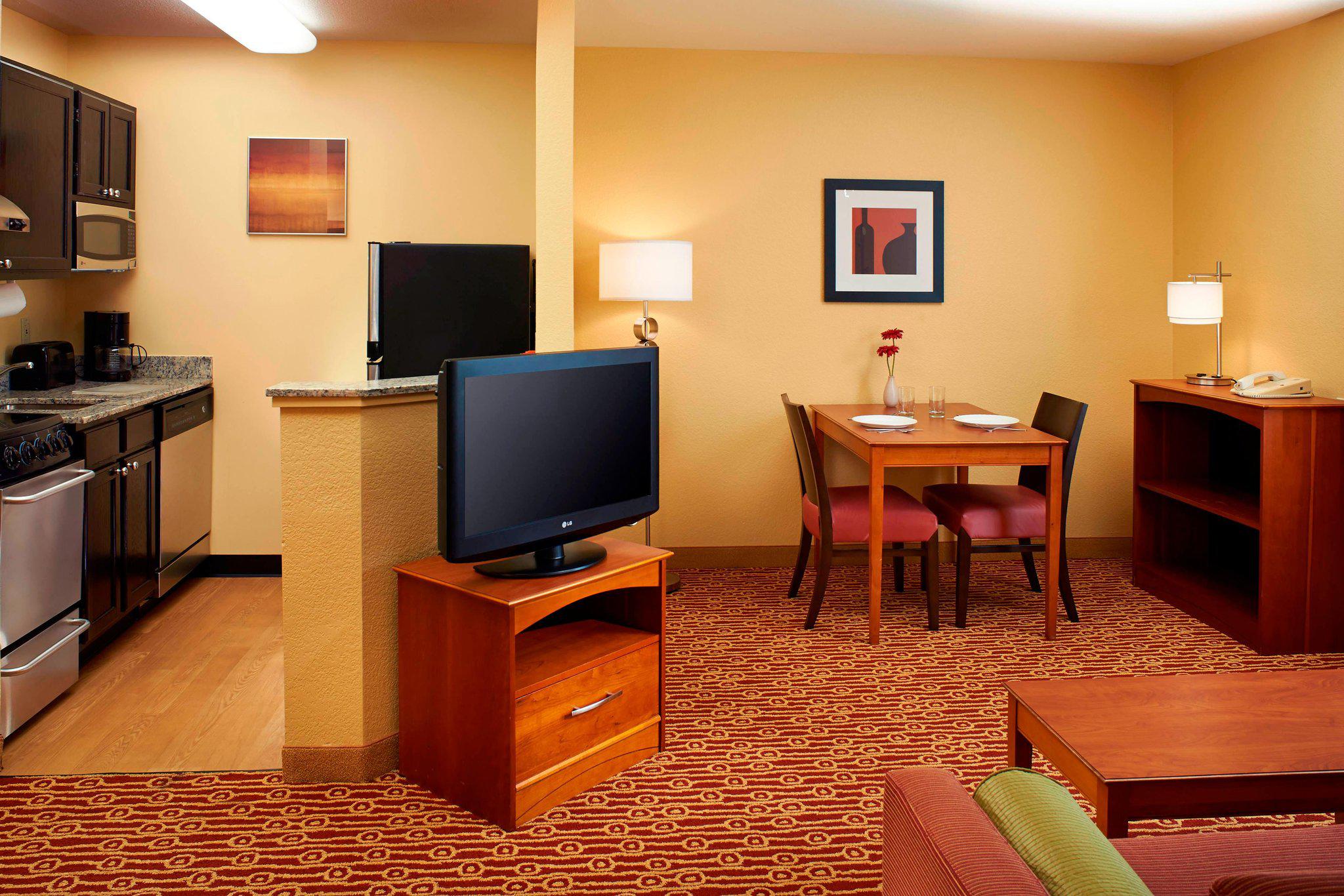 TownePlace Suites by Marriott Chicago Elgin/West Dundee Photo