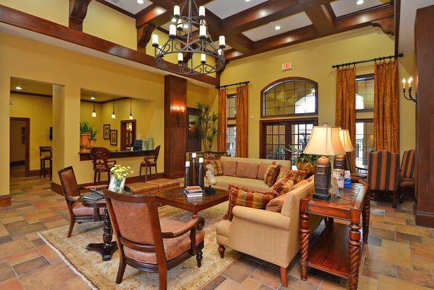 Images Estancia San Miguel Apartments in Houston, TX 77041