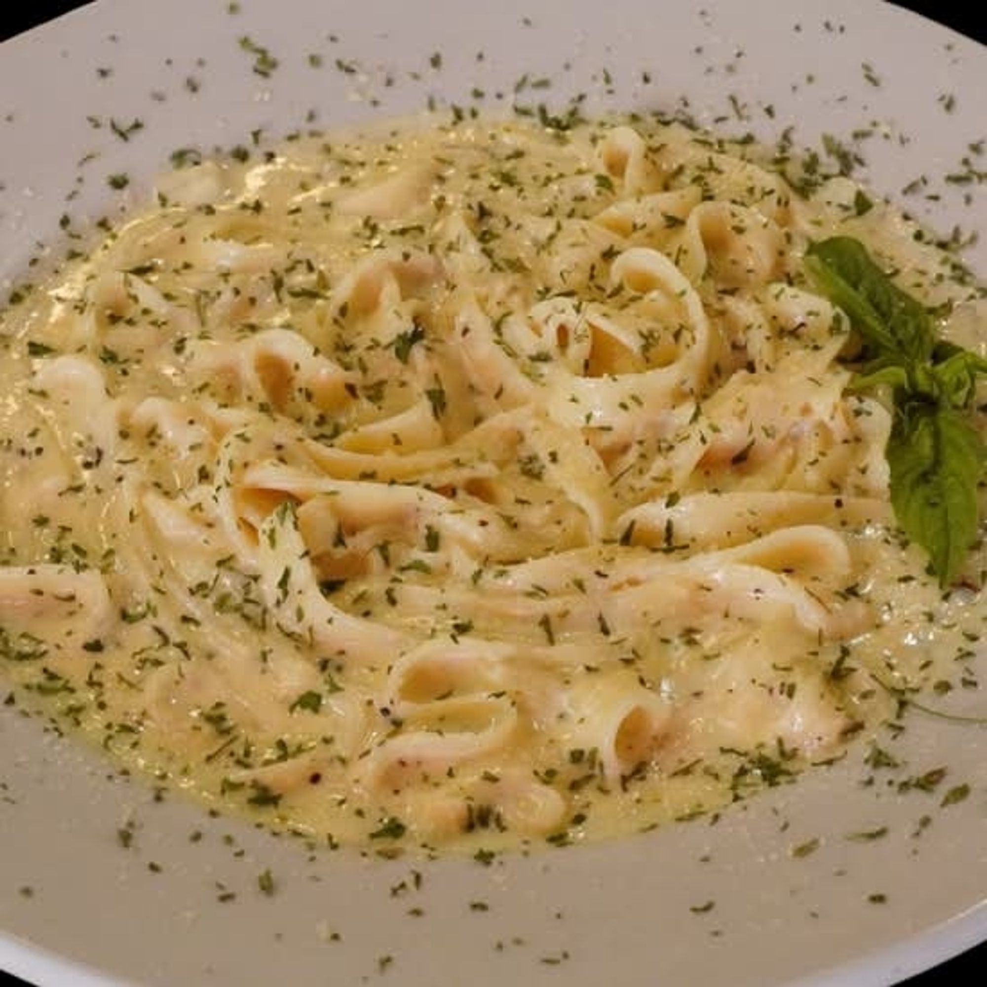 Fettuccine Alfredo