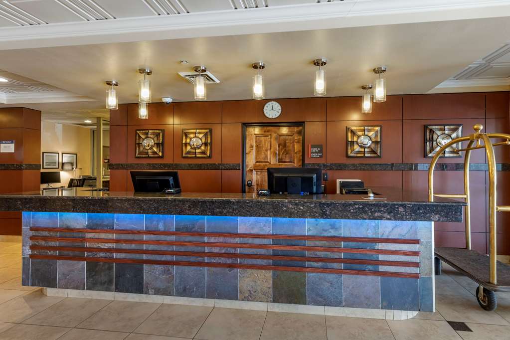 Best Western Brighton Inn Image