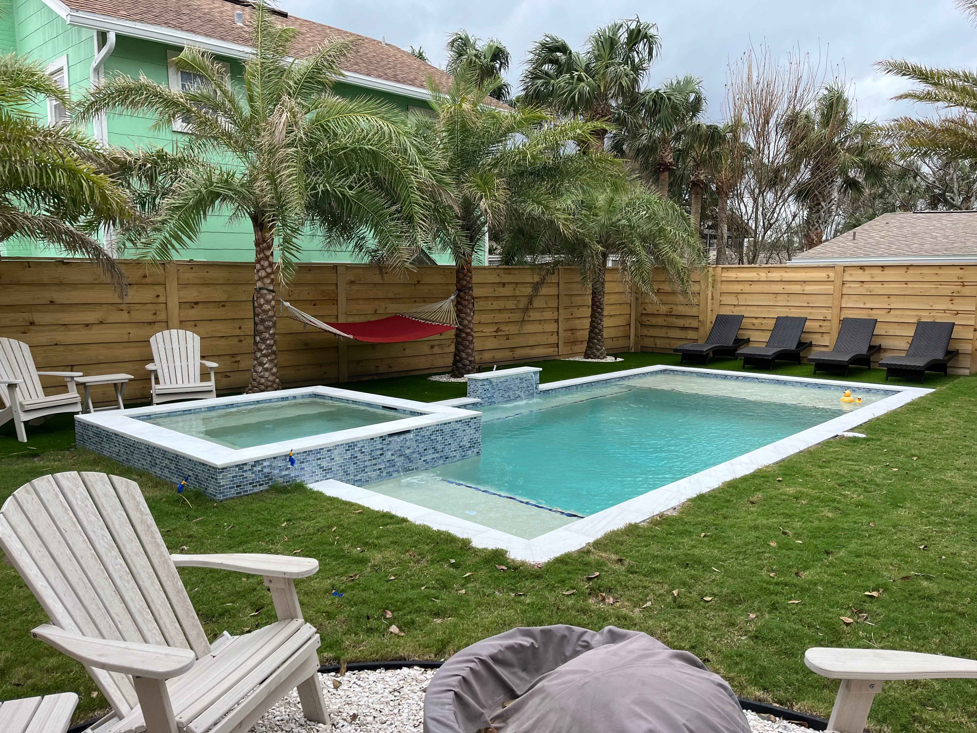 Frank's Pool Services, Inc. Image