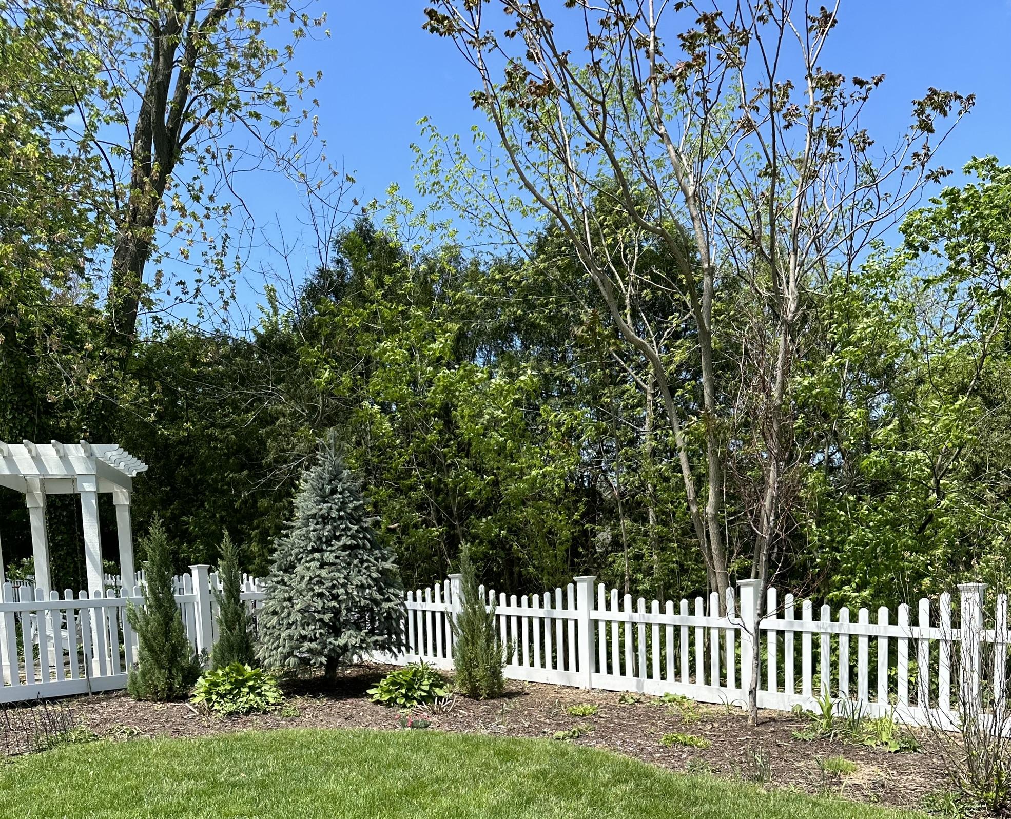 Top Rail Fence Naperville Image