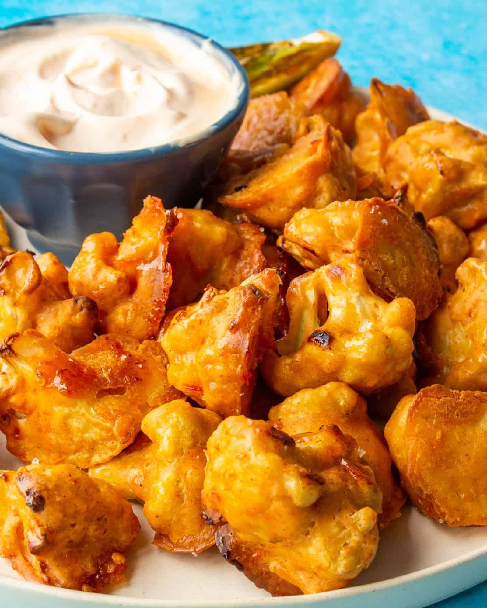 Spicy Cauliflower Bites . (8 Pc)