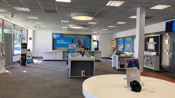 AT&T Store Photo