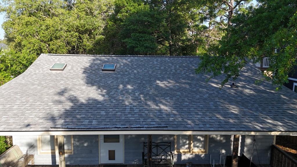 Willis Roofing Image