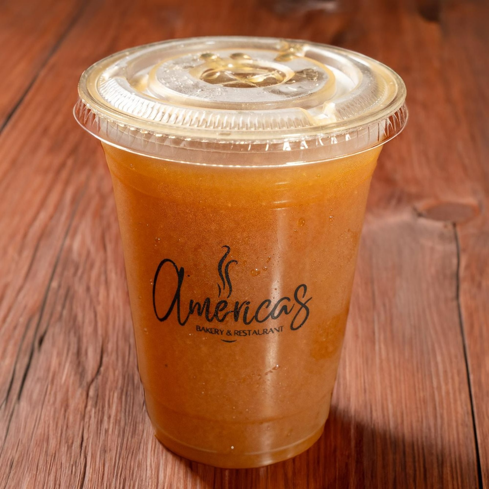Sugar Cane Juice with Lemon (Aguapanela con Limón)