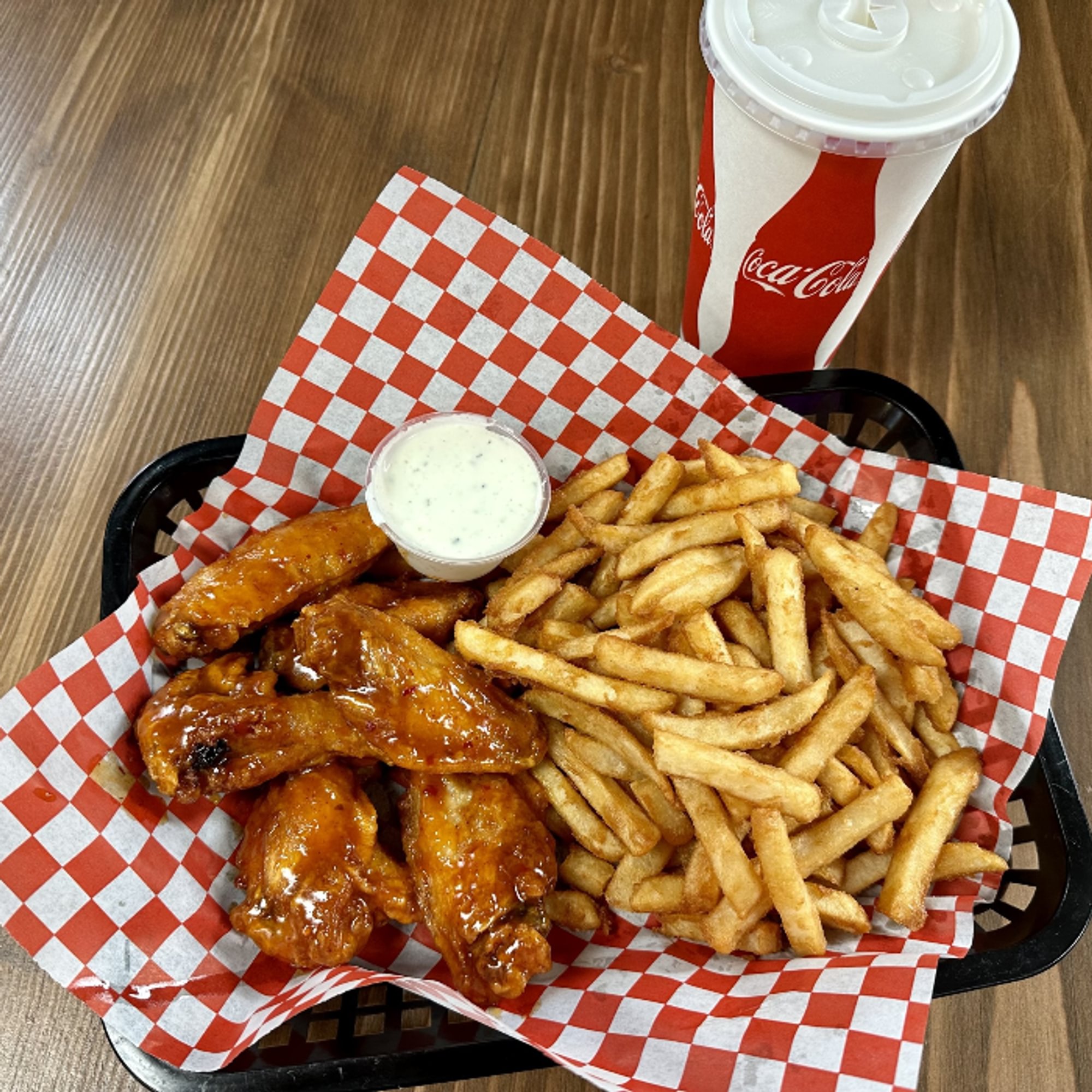6 Wings Combo, Fries & Soda