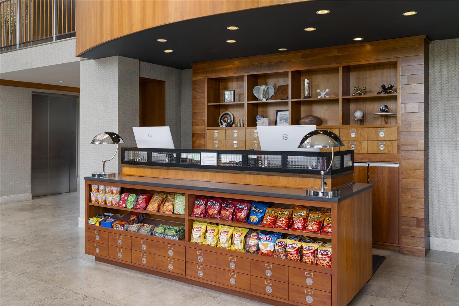 Best Western Premier Plainview-Long Island Hotel Image