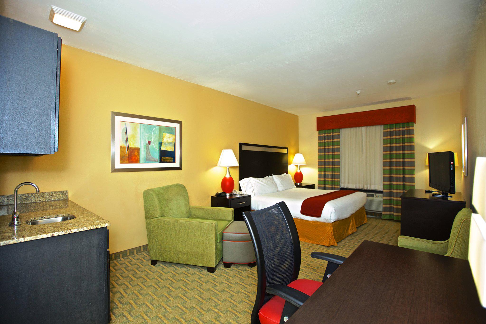 Holiday Inn Express & Suites Acworth - Kennesaw Northwest Photo
