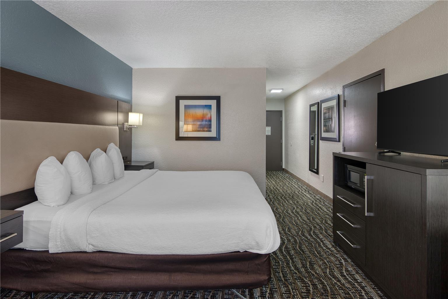 Best Western Waldo Inn & Suites Image