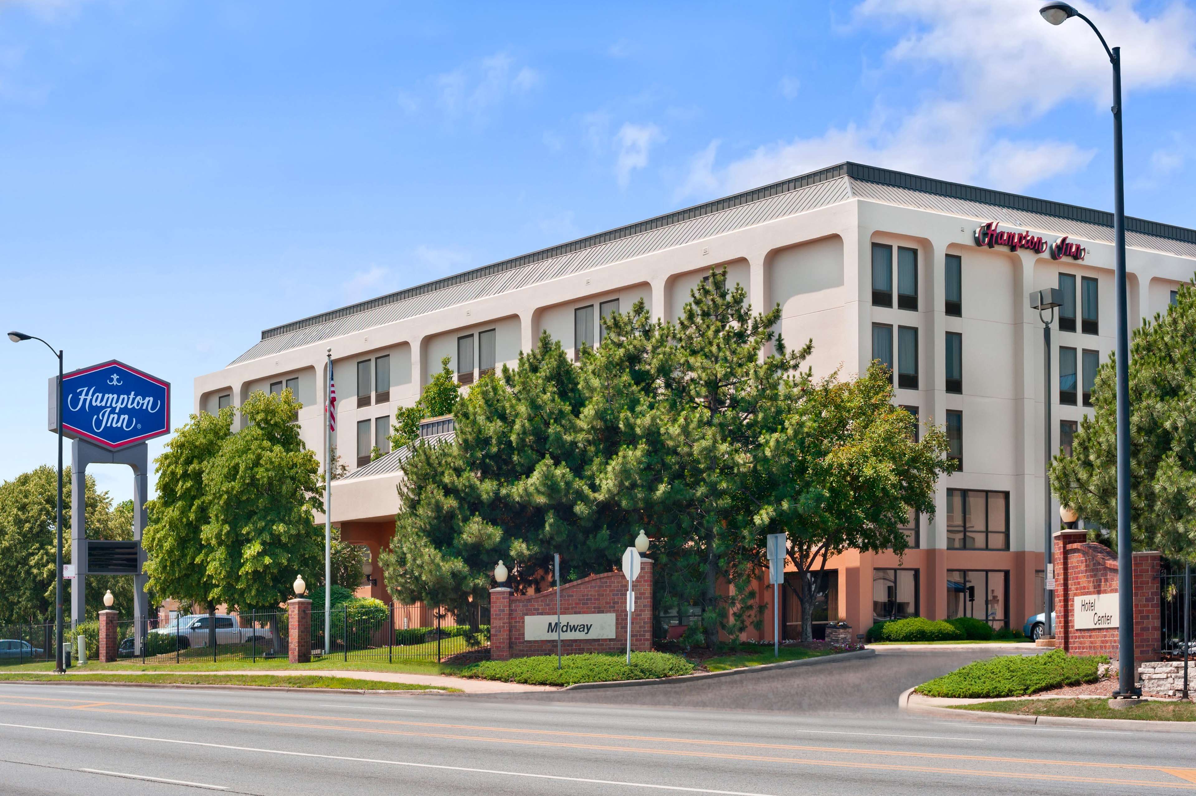 Hampton Inn Chicago-Midway Airport Photo