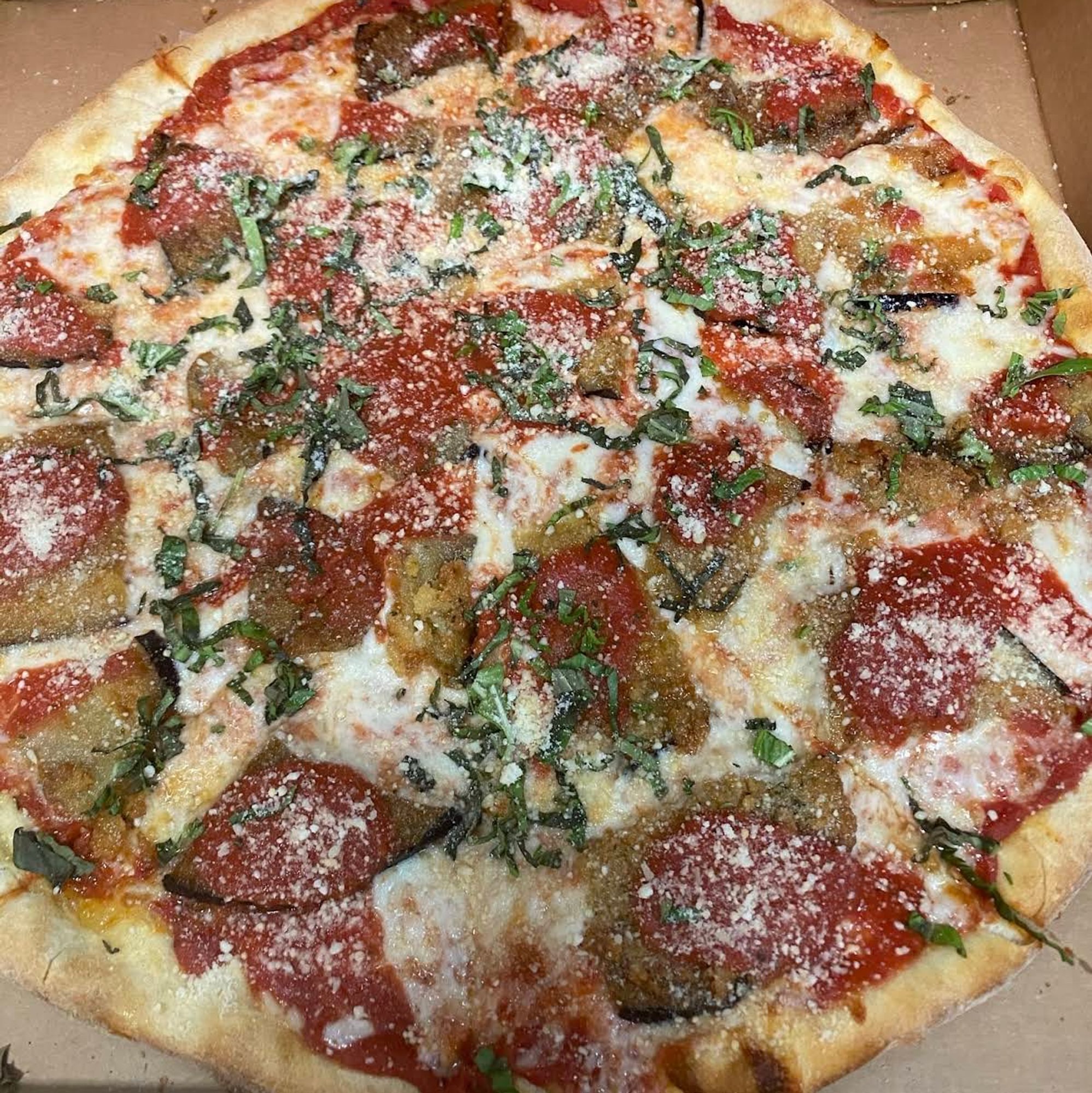 XLG Eggplant Parmesan Pizza