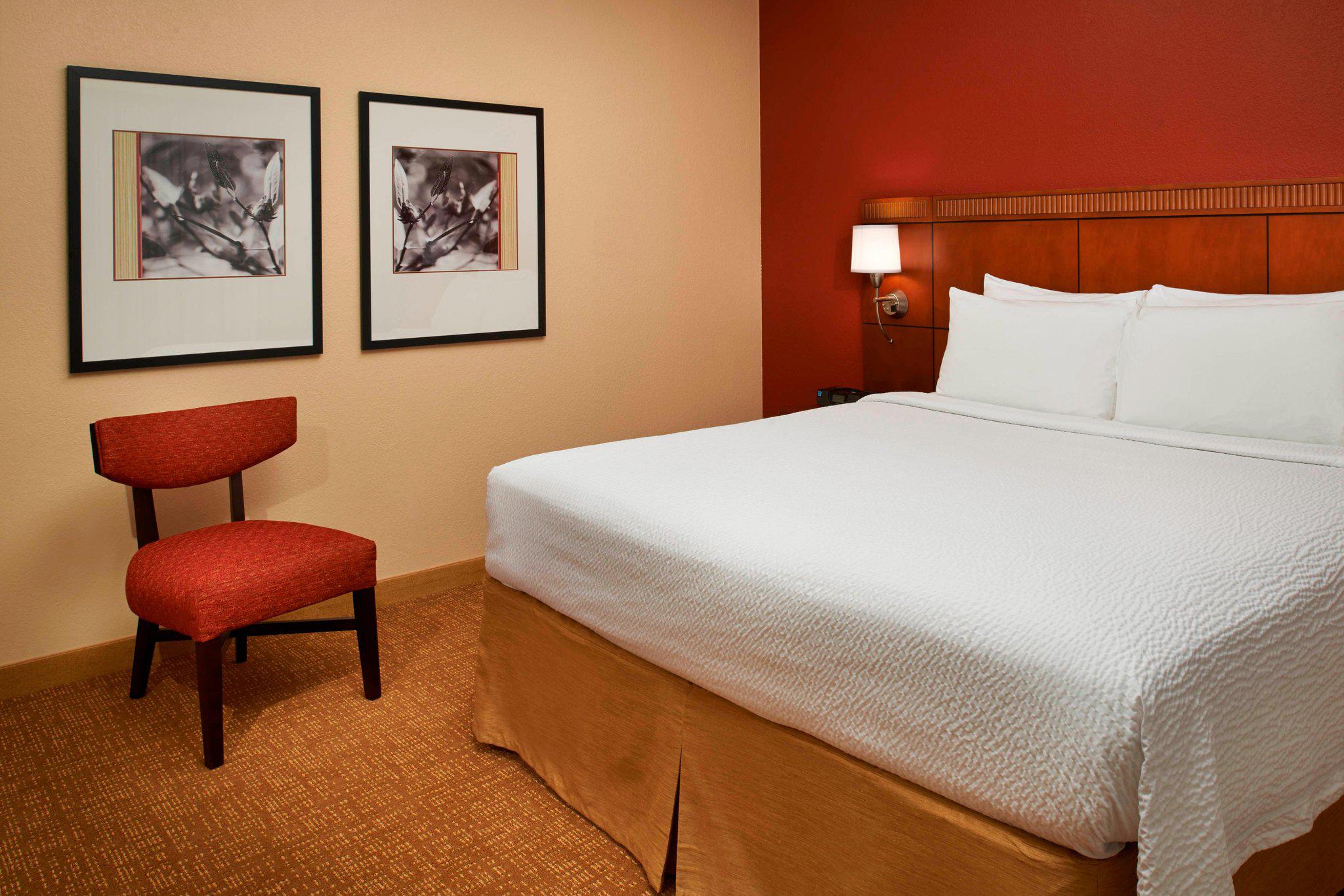 Courtyard by Marriott Columbus Worthington Photo