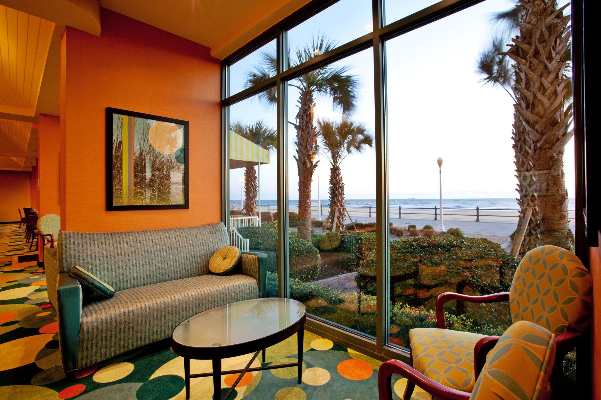 Holiday Inn Express & Suites VA Beach Oceanfront Photo