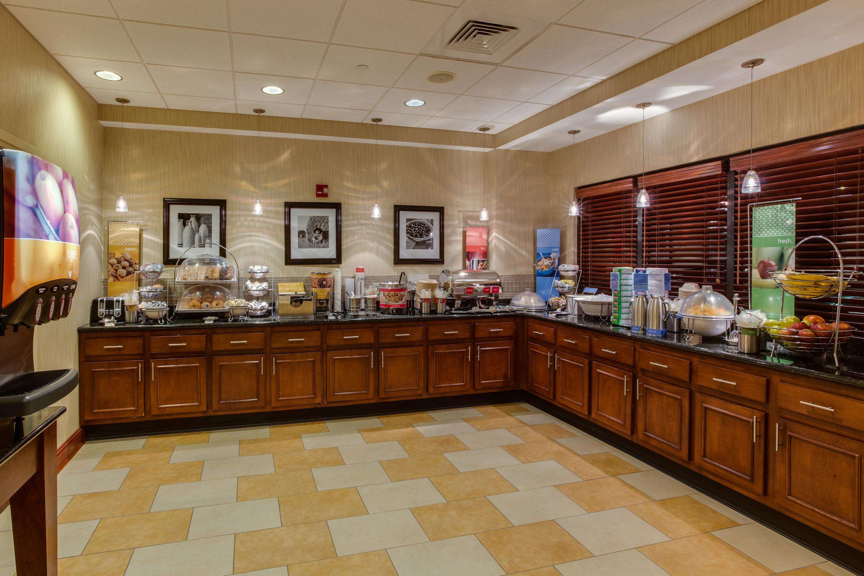 Hampton Inn Lewisburg Photo