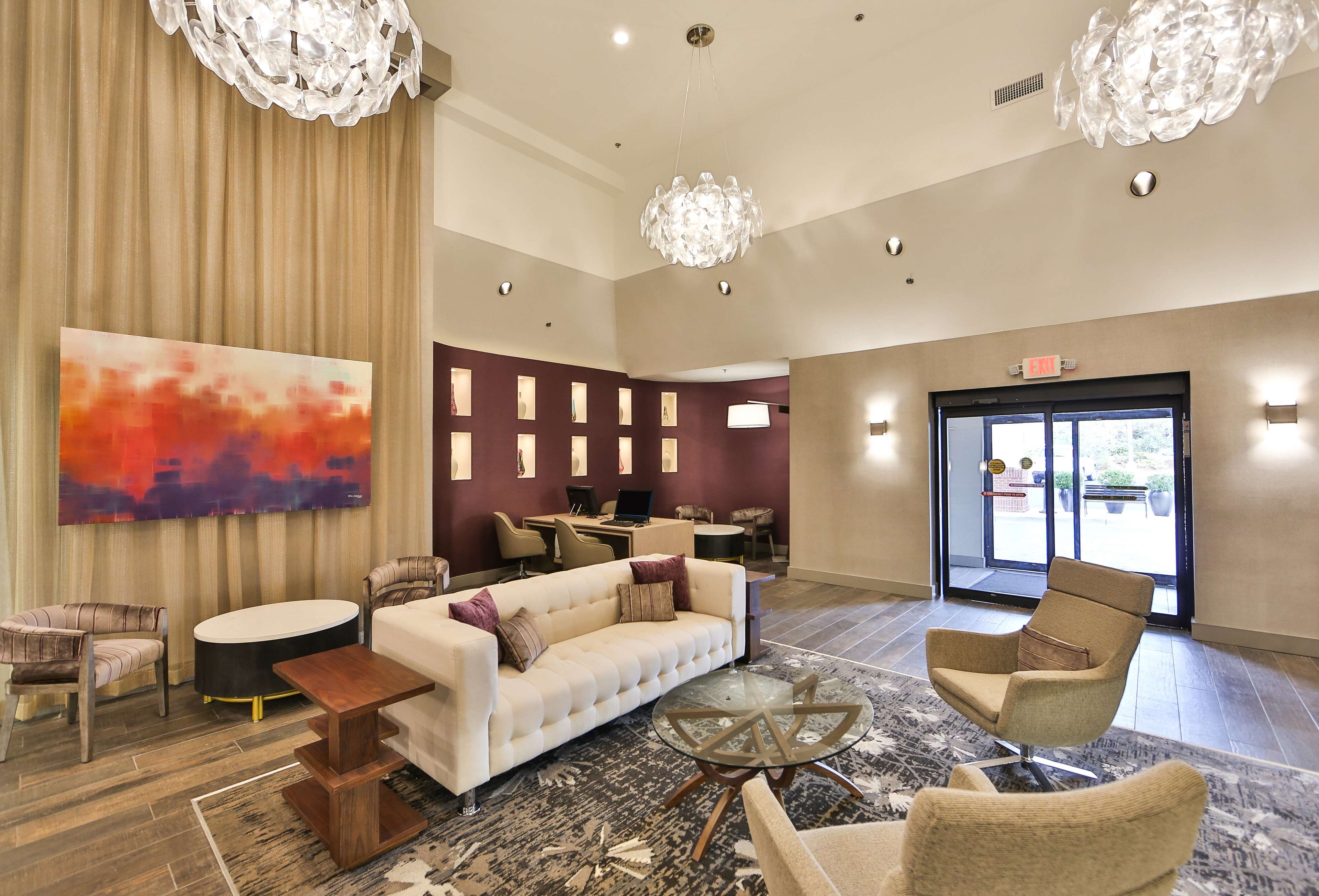 DoubleTree by Hilton Hotel Atlanta - Alpharetta Photo