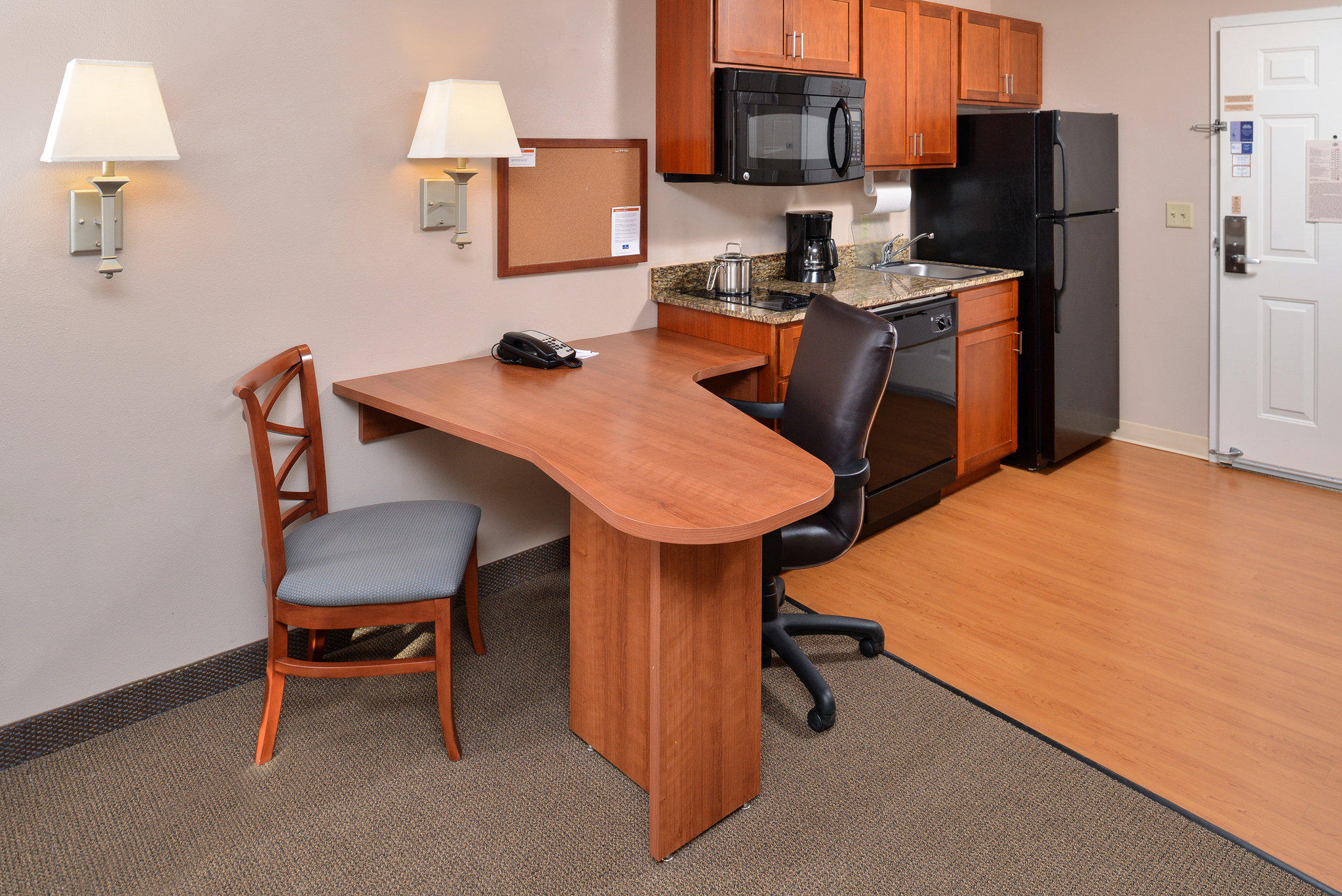 Candlewood Suites Williston Photo