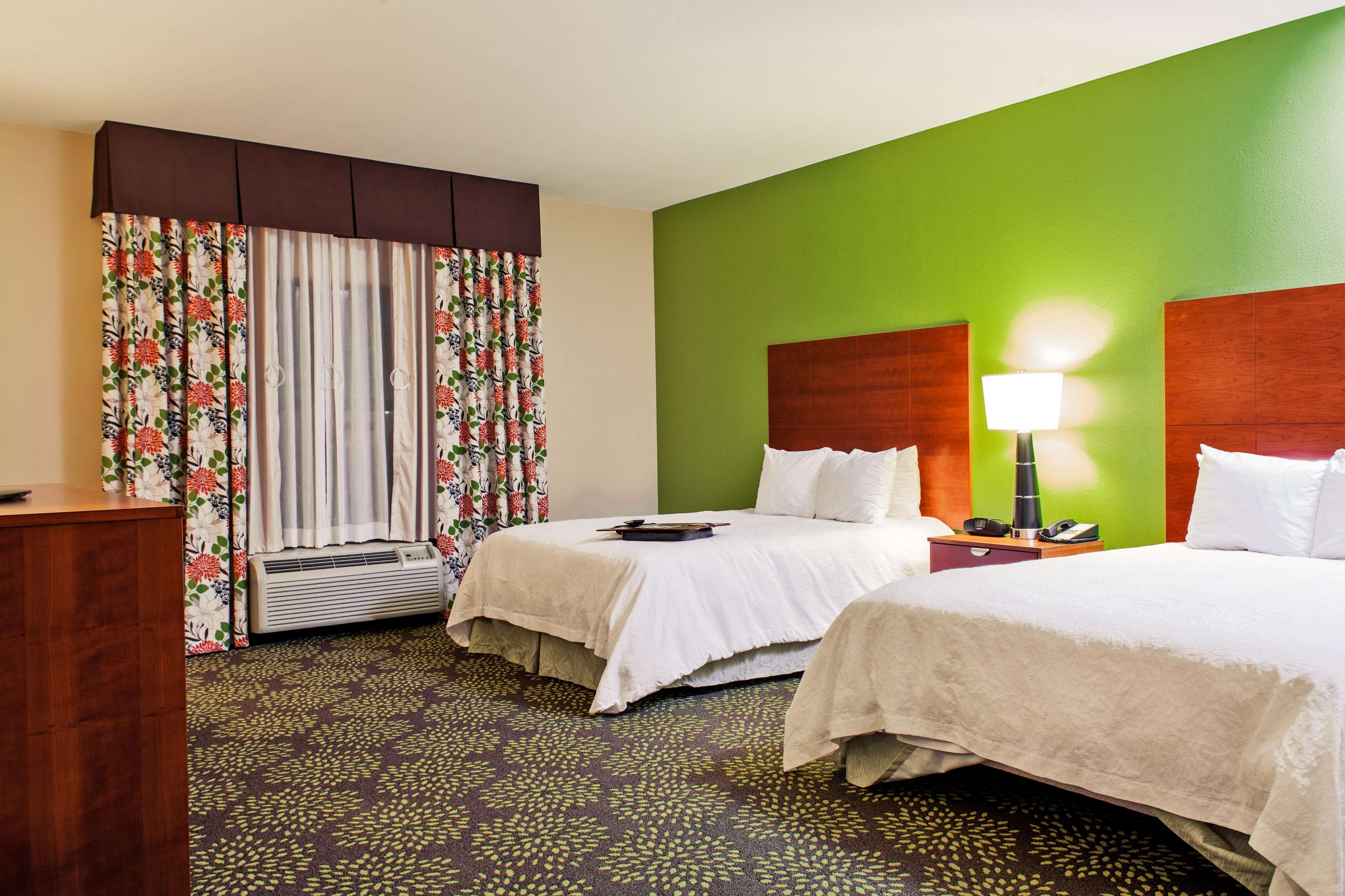 Hampton Inn & Suites Harlingen Photo