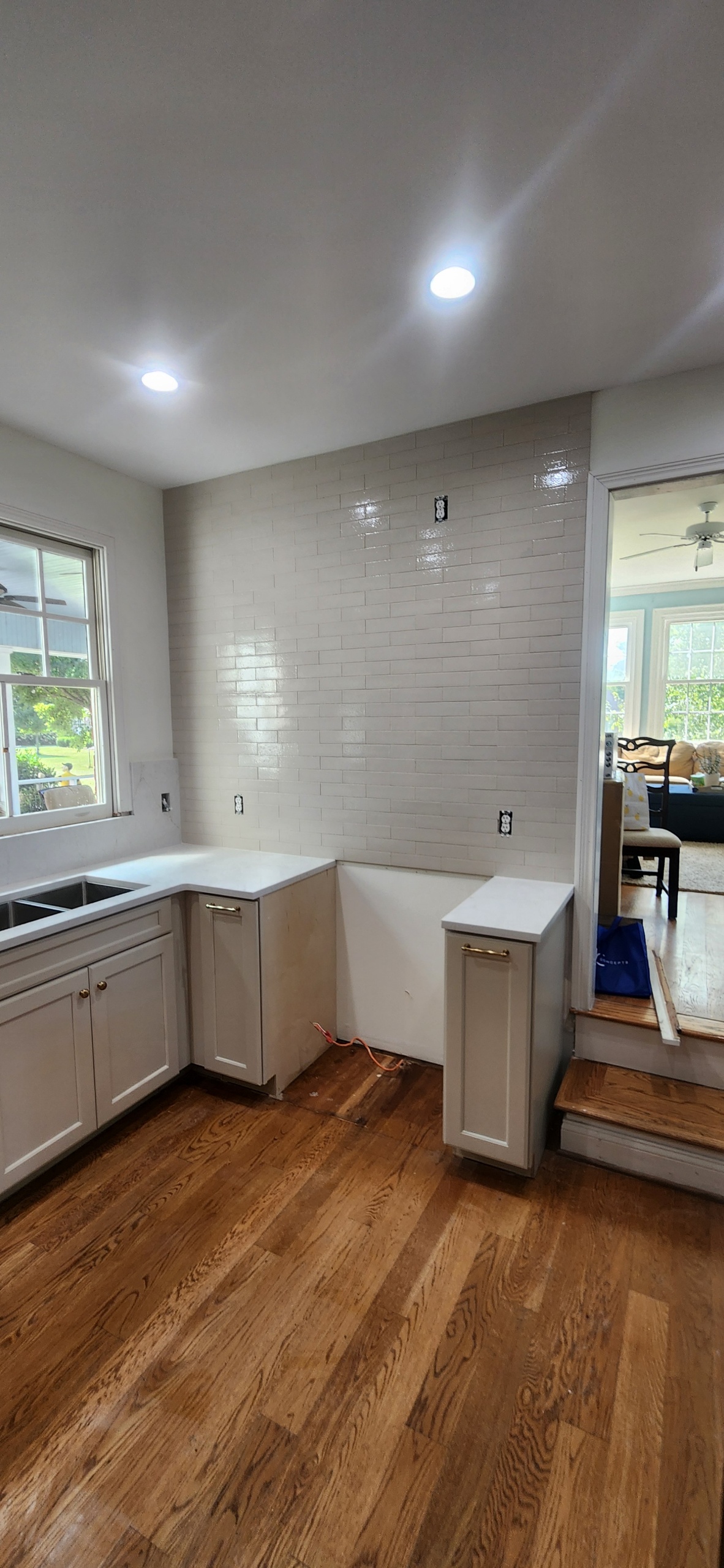 Howard-Carpenter Floor Covering Image