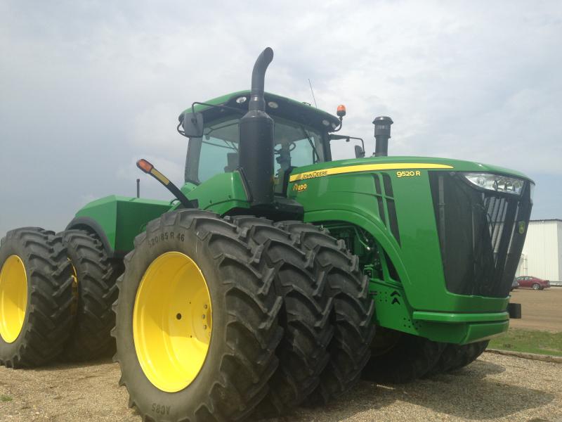 2015 John Deere 9520R