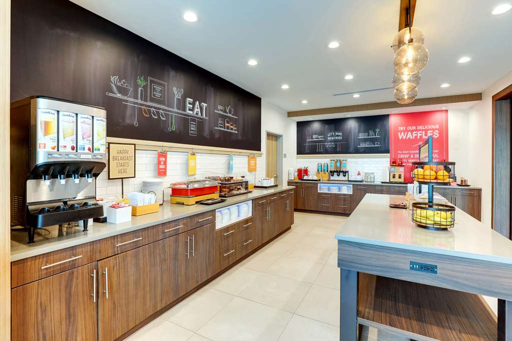 Hampton Inn & Suites Weatherford Image