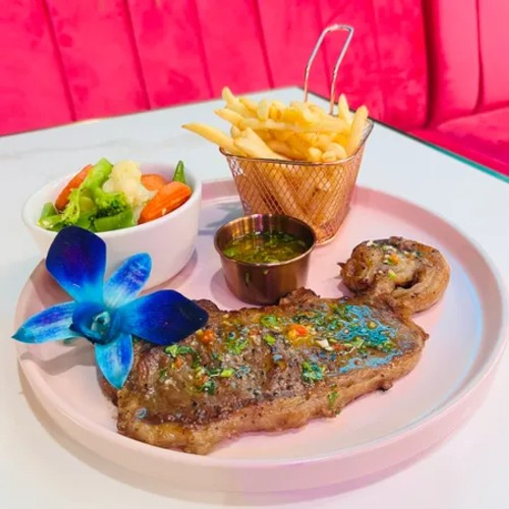 New York Steak 8oz With Chimichurri
