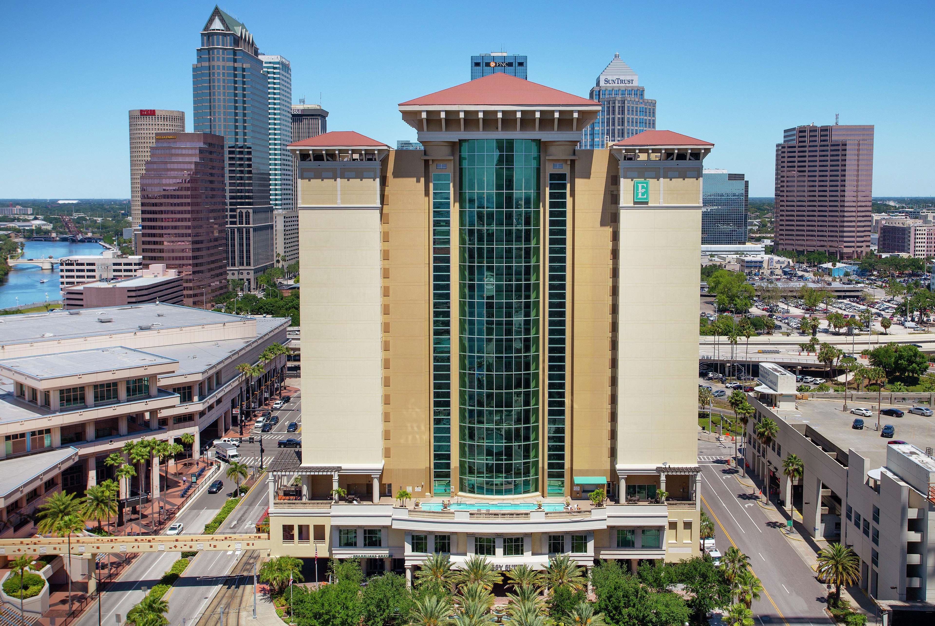 Embassy Suites by Hilton Tampa Downtown Convention Center Photo