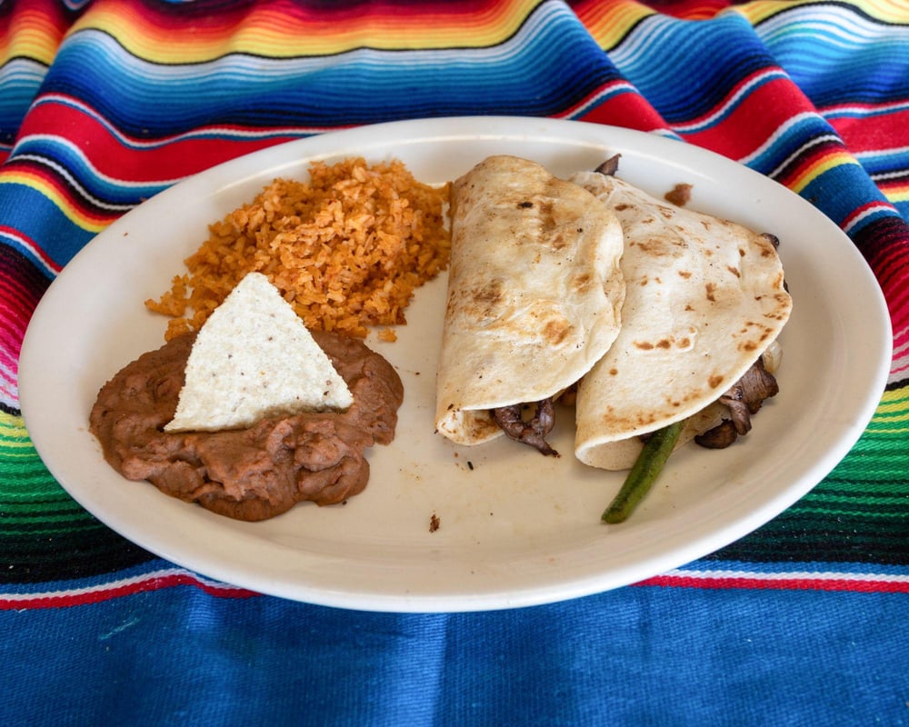 Beef Fajita Tacos (2) Plate