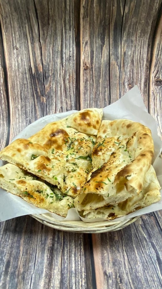 BUTTER NAAN