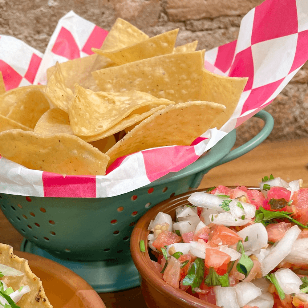Chips & Salsa