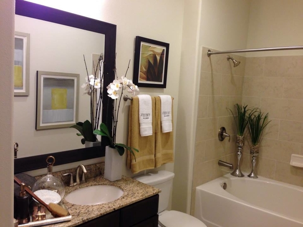 Images 7Seventy Apartments in Houston's Energy Corridor