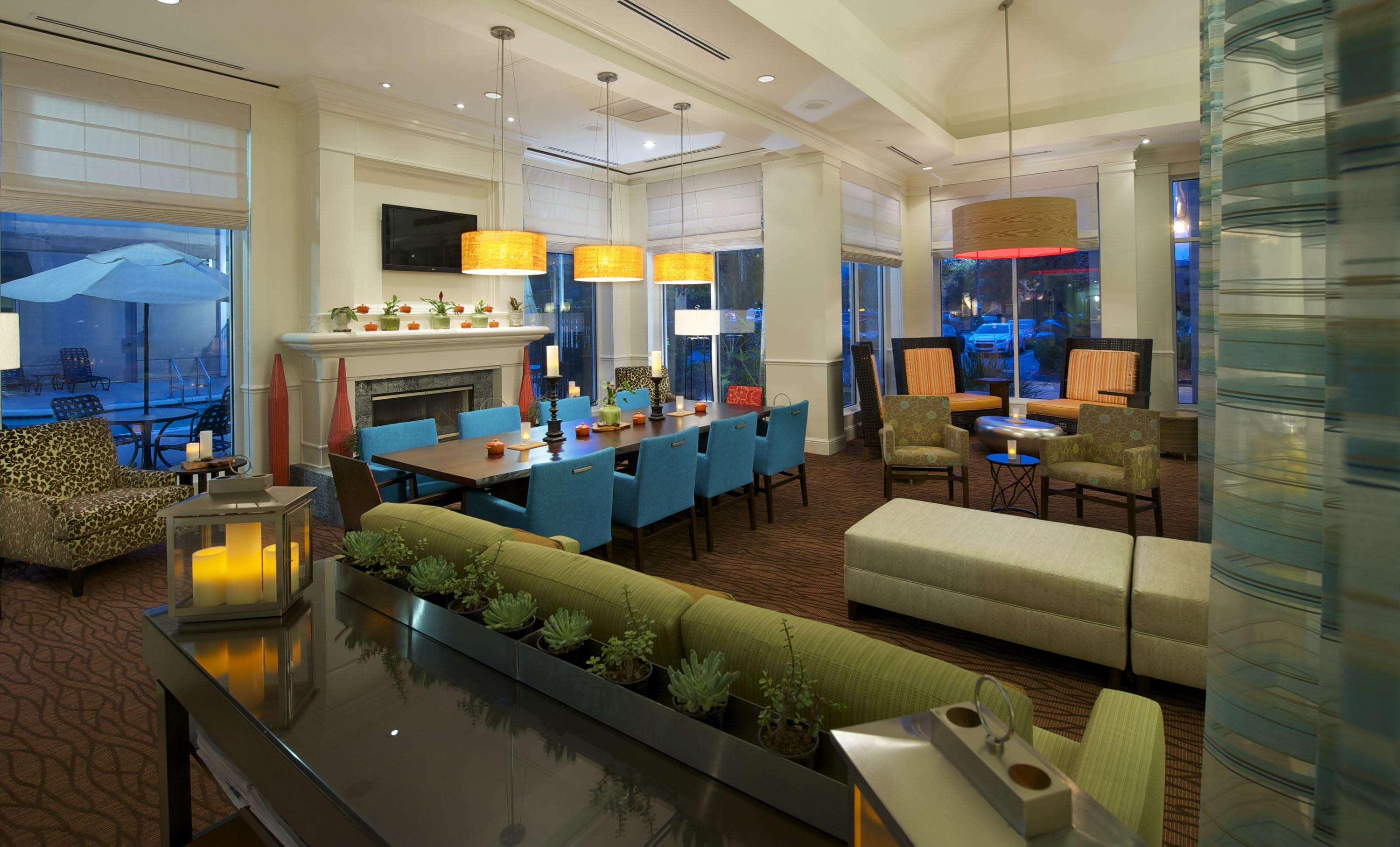 Hilton Garden Inn Jacksonville JTB/Deerwood Park Photo