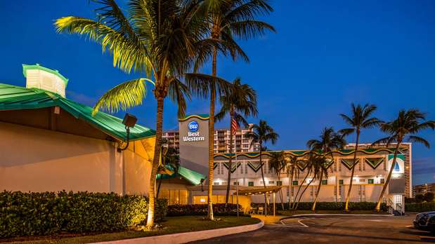 Images Best Western On the Bay Inn & Marina