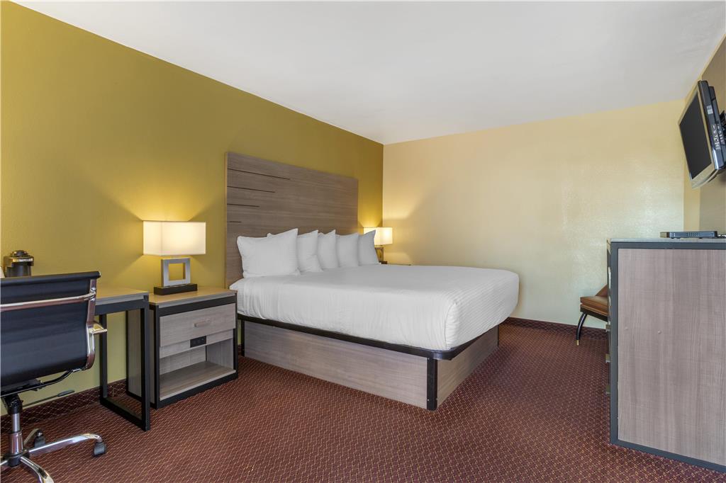 SureStay by Best Western Chambers Petrified Forest Image