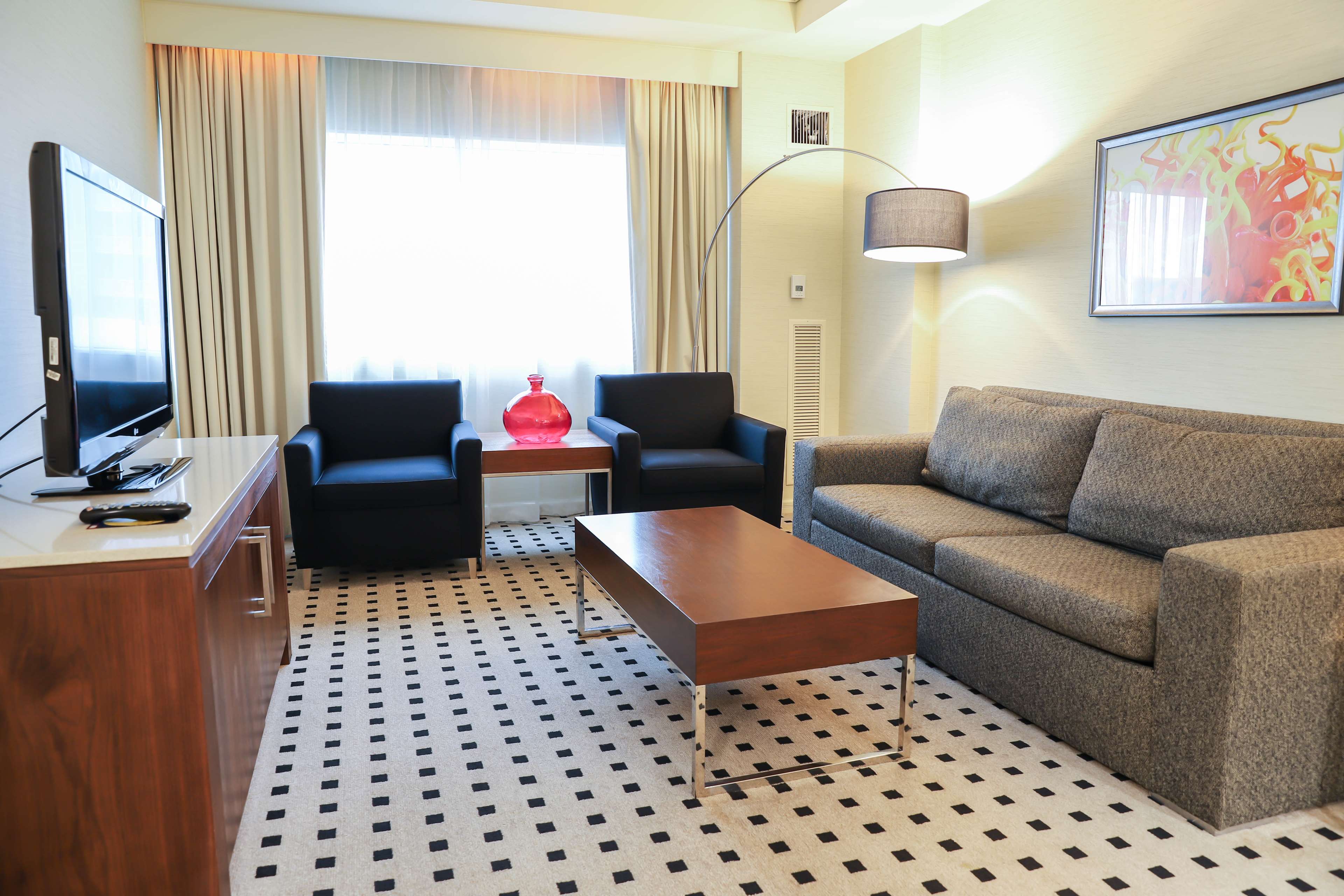 Concierge Level-1 Bedroom Suite