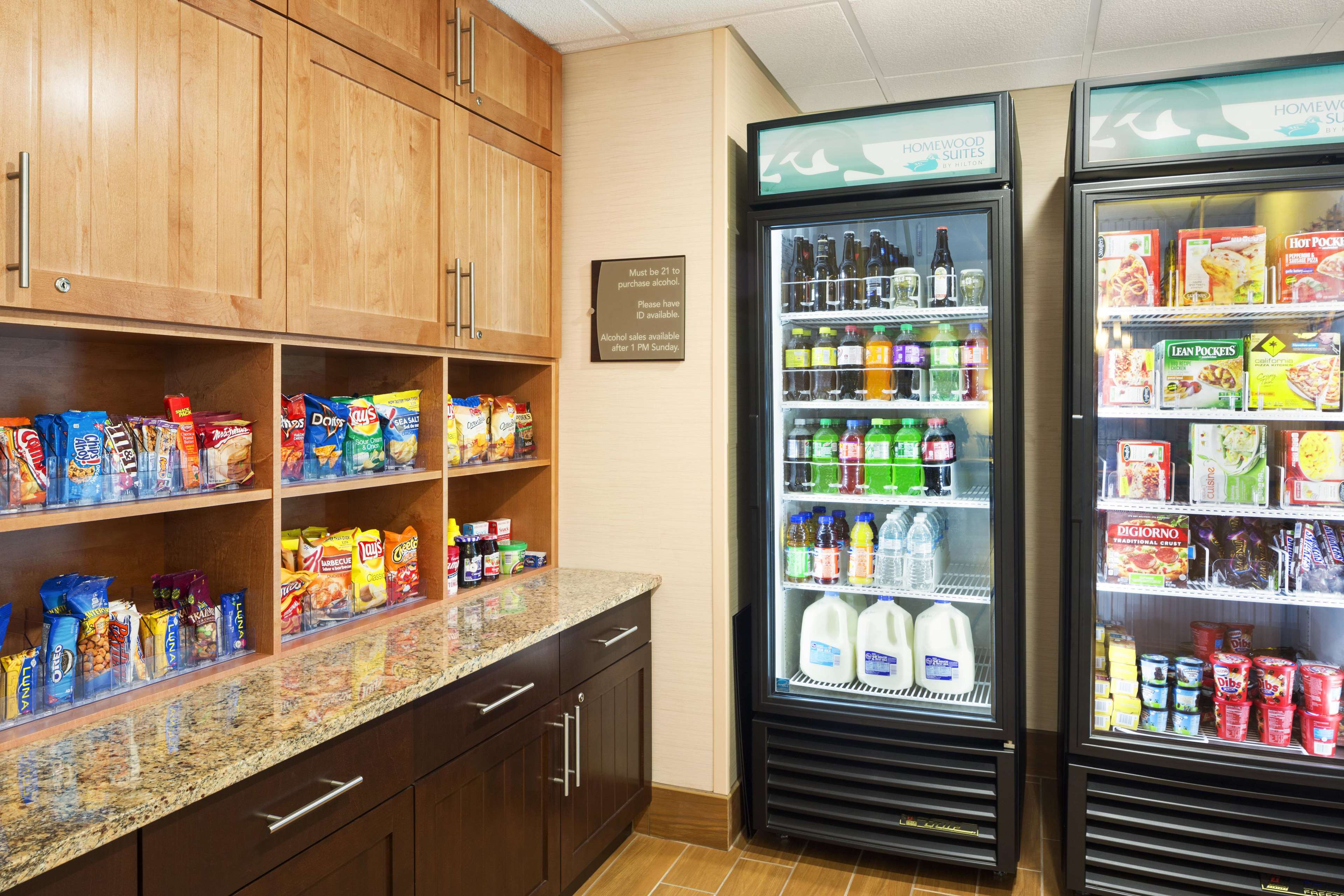 Homewood Suites by Hilton Toledo-Maumee Photo